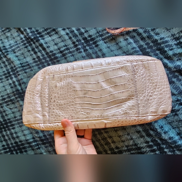 Brahmin Marianna Champagne Pearl Shiny Structured leather Luxury Rare bag - Picture 12 of 14